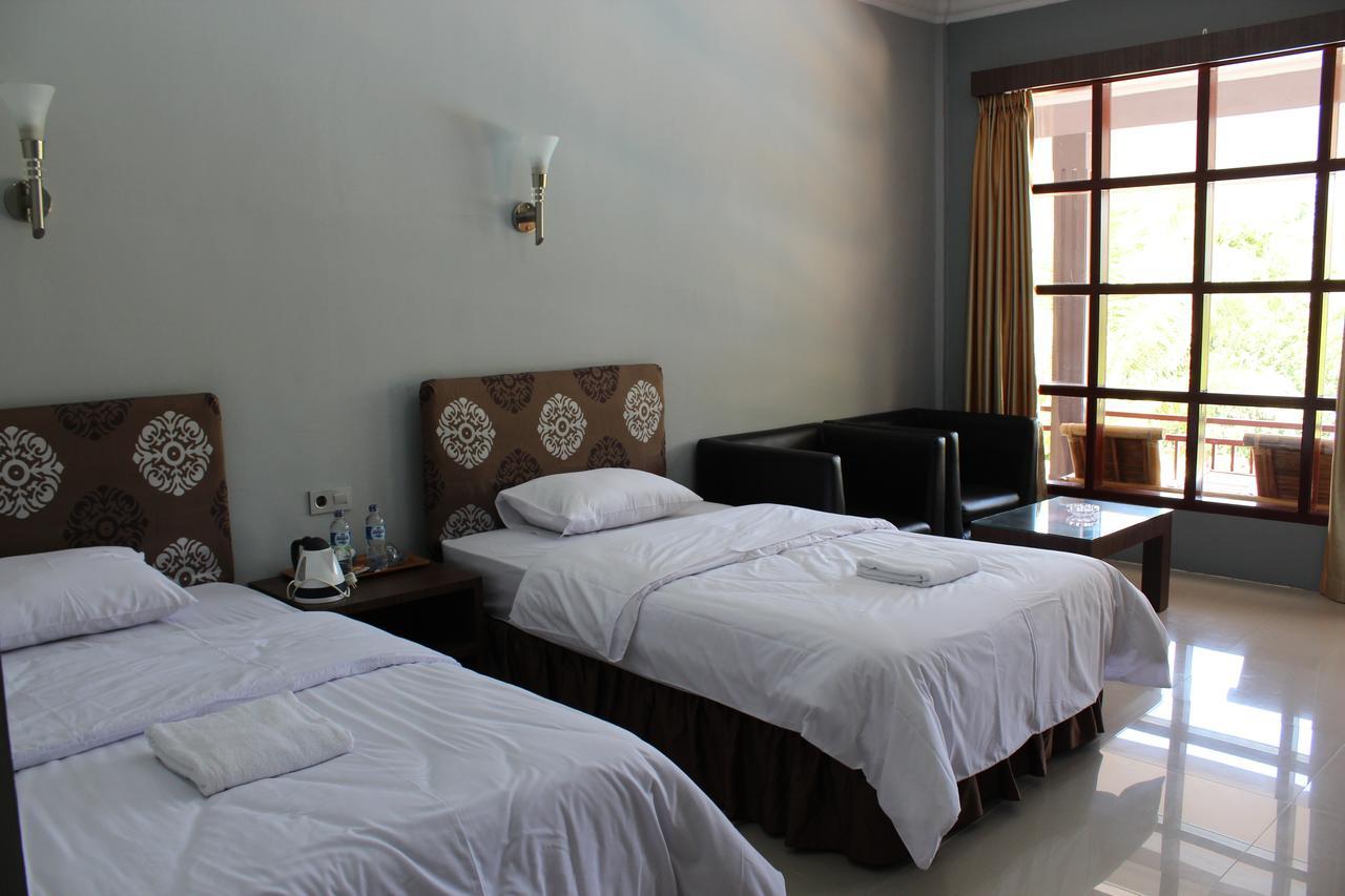 Anoi Itam Resort Sabang  Exterior photo